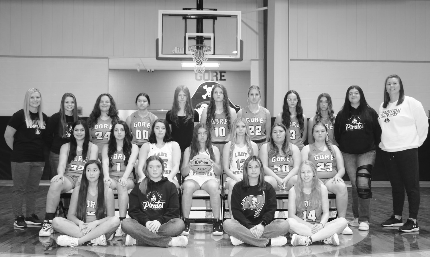 Members, managers and coaches of the Gore girls’ basketball team are: (bottom row) Rayleigh Moore, managers Peyton Curran and Adrian Summerlin, Amelia White, (middle row) Andi Summerlin, Oaklei Thornton, Kima Wells, Lindsey Pierce, Aspyn Cearley, Natalie Casteel, Tristen Colbert; (top row) head coach Staci Simeroth, Ricki Huckbay, Lilly Wooten, Dawa Reece, Lilly Summerlin, Kennedy Williams, Kailey Mannon, Gracie Bruce, Emily Daily, Paige Curran and assistant coach April Smith.