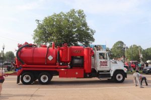 PRO-ROOTER WELDING RED TRUCK
